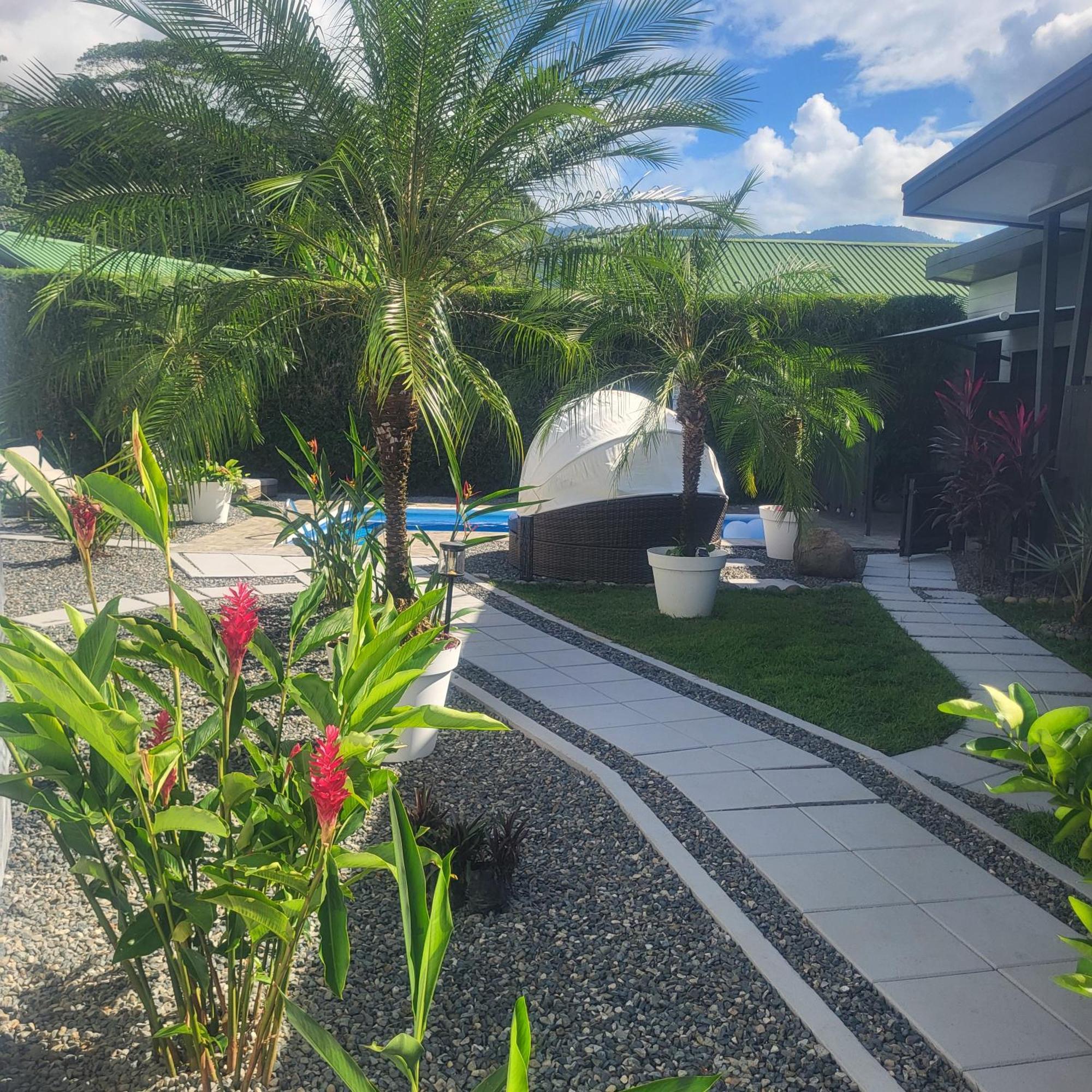 Madre Terra Bed & Breakfast Uvita Luaran gambar